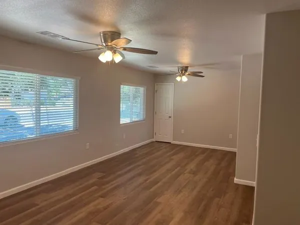 $339,950 | 3412 East Michigan Avenue, Fresno, CA 93703