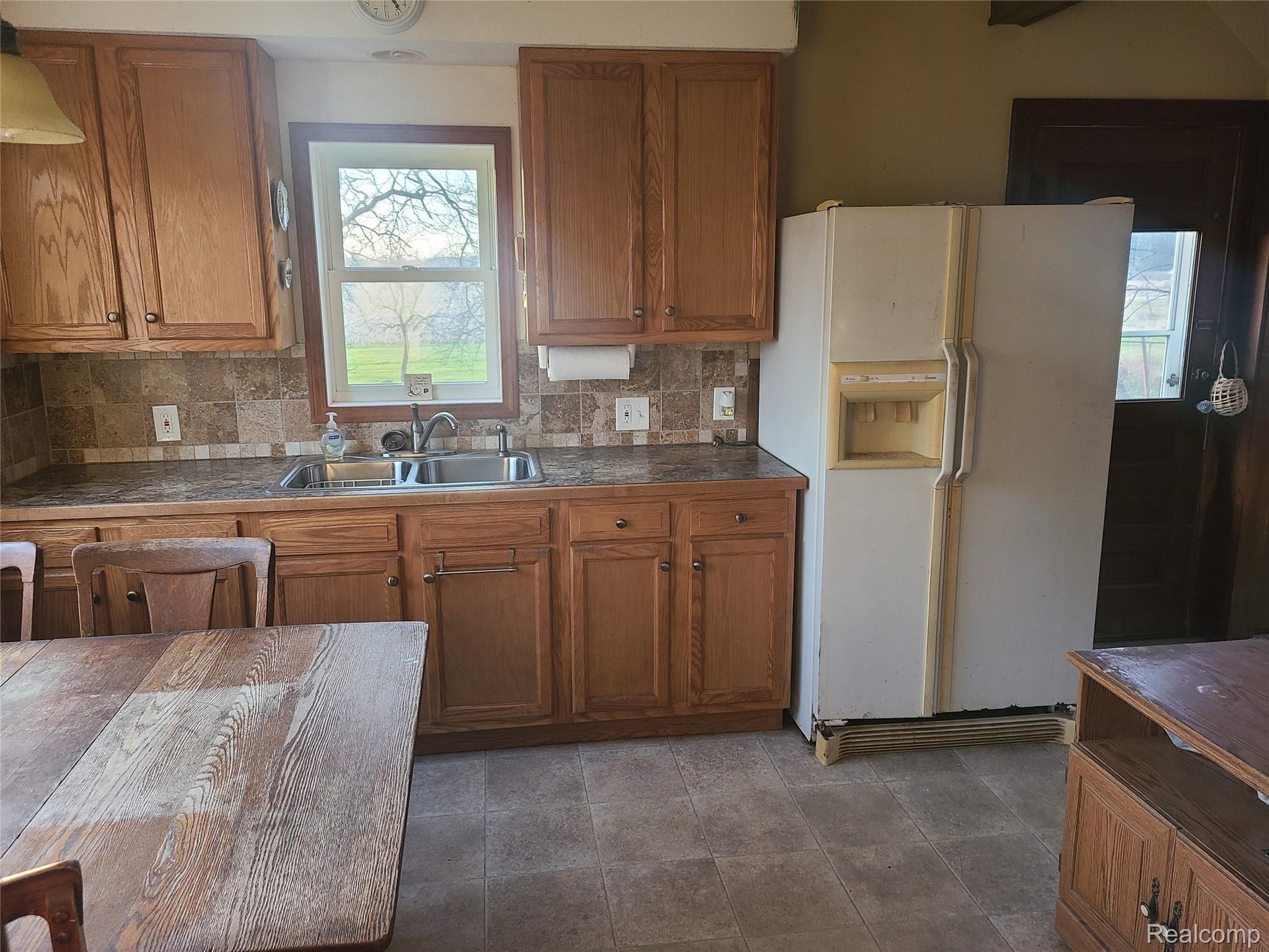 3824 Glover Road Almont, MI 48003 - Photo 17 of 54 Kitchen (2).jpg