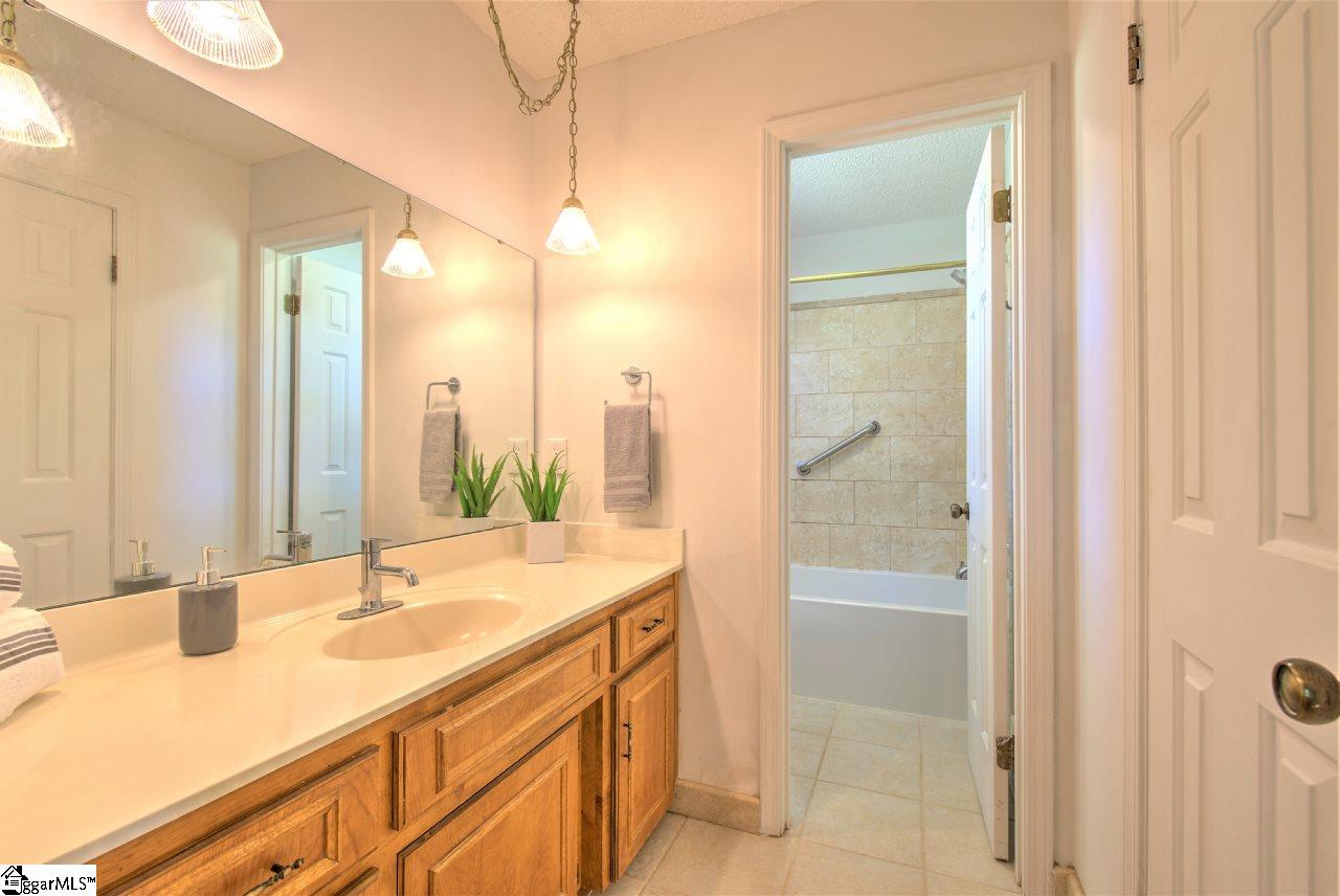 301 Brown Road Simpsonville, SC 29681 - Photo 20 of 36 Gallery Image 20
