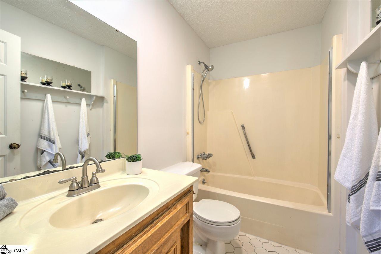 301 Brown Road Simpsonville, SC 29681 - Photo 24 of 36 Gallery Image 24