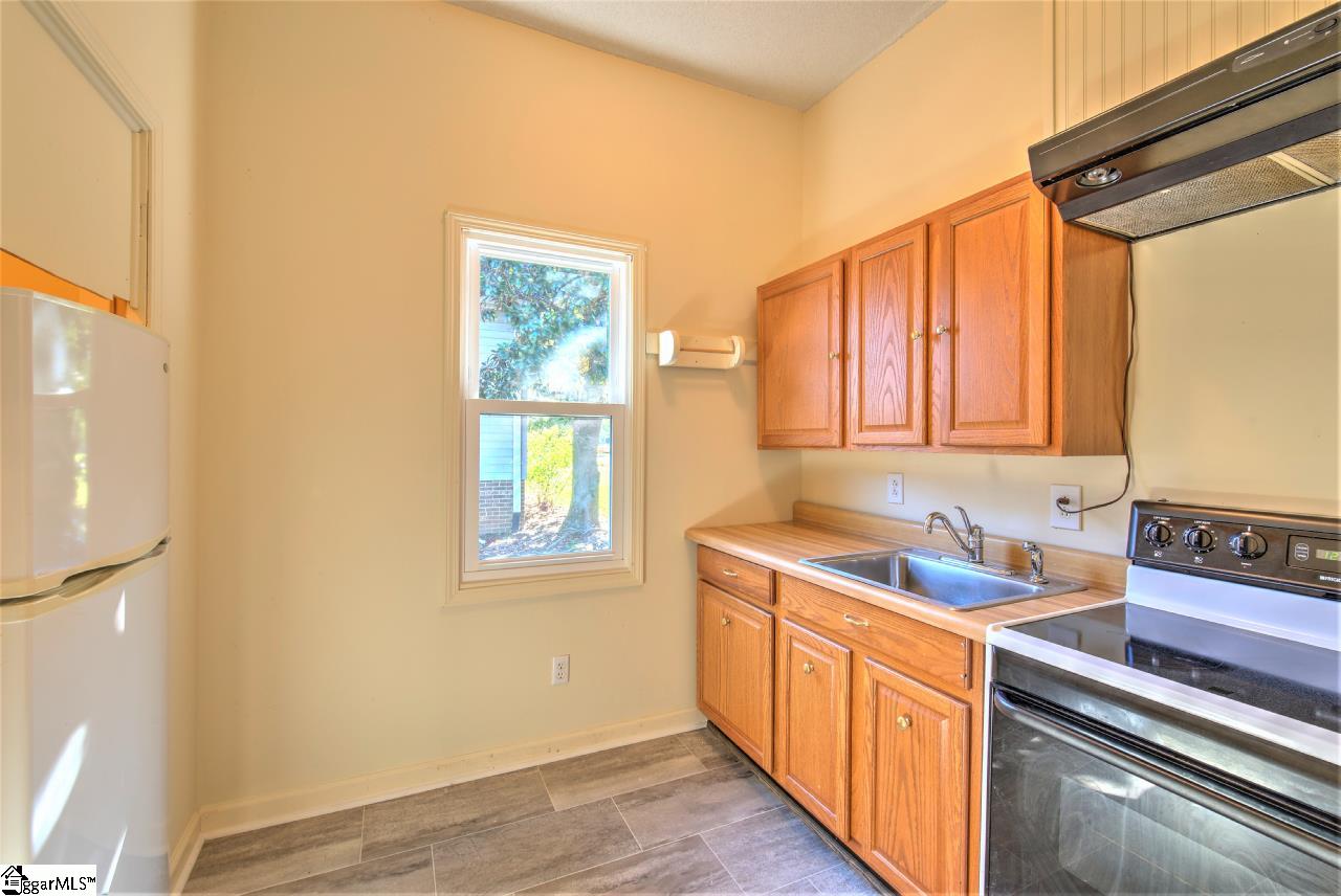 301 Brown Road Simpsonville, SC 29681 - Photo 31 of 36 Gallery Image 31
