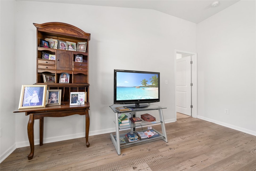 411 Reflection Drive Anderson, SC 29625 - Photo 4 of 26