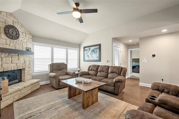 $394,900 | 916 Cumberland Street, McGregor, TX 76657