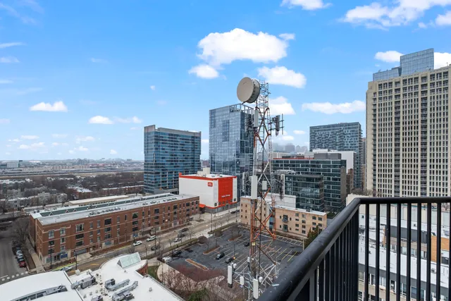 $2,500 | 1464 South Michigan Avenue, Unit 1309, Chicago, IL 60605
