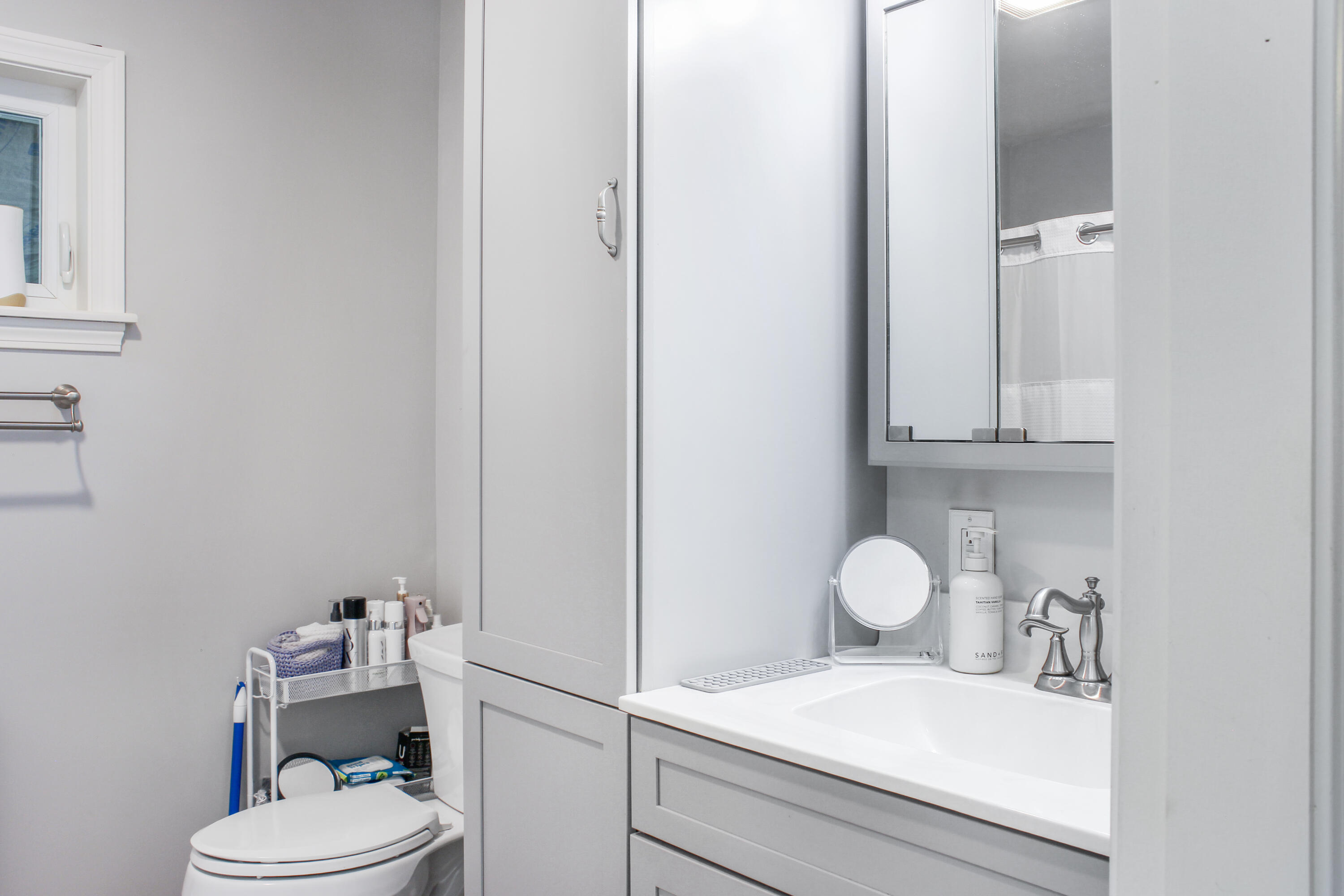 247 Perham Street Farmington, ME 04938 - Photo 10 of 33 Main Floor Bath