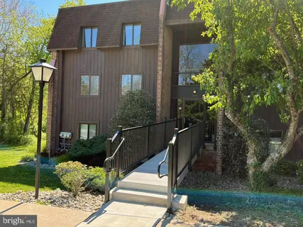 $350,000 | 15 Hermitage Drive, New Hope, PA 18938