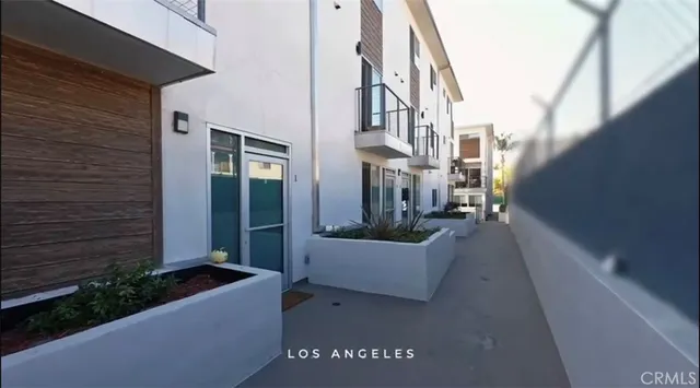 $867,000 | 1245 North New Hampshire Avenue, Unit 2, Los Angeles, CA 90029