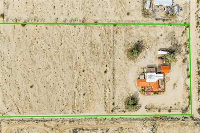 $675,000 | 74784 Foothill Drive, Twentynine Palms, CA 92277
