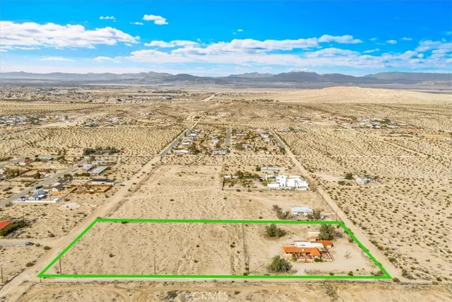 $675,000 | 74784 Foothill Drive, Twentynine Palms, CA 92277