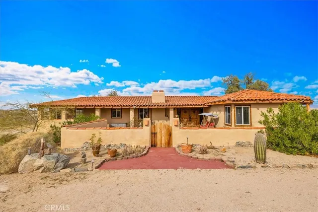 $675,000 | 74784 Foothill Drive, Twentynine Palms, CA 92277