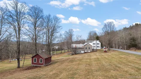 a view of city street