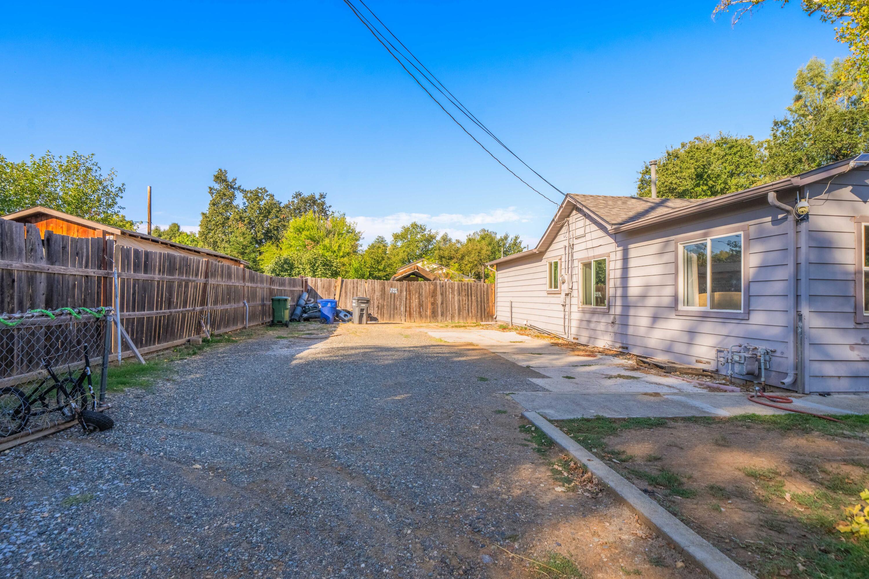 5450 Cedars Road Redding, CA 96001 - Photo 3 of 21 a view of backyard of house