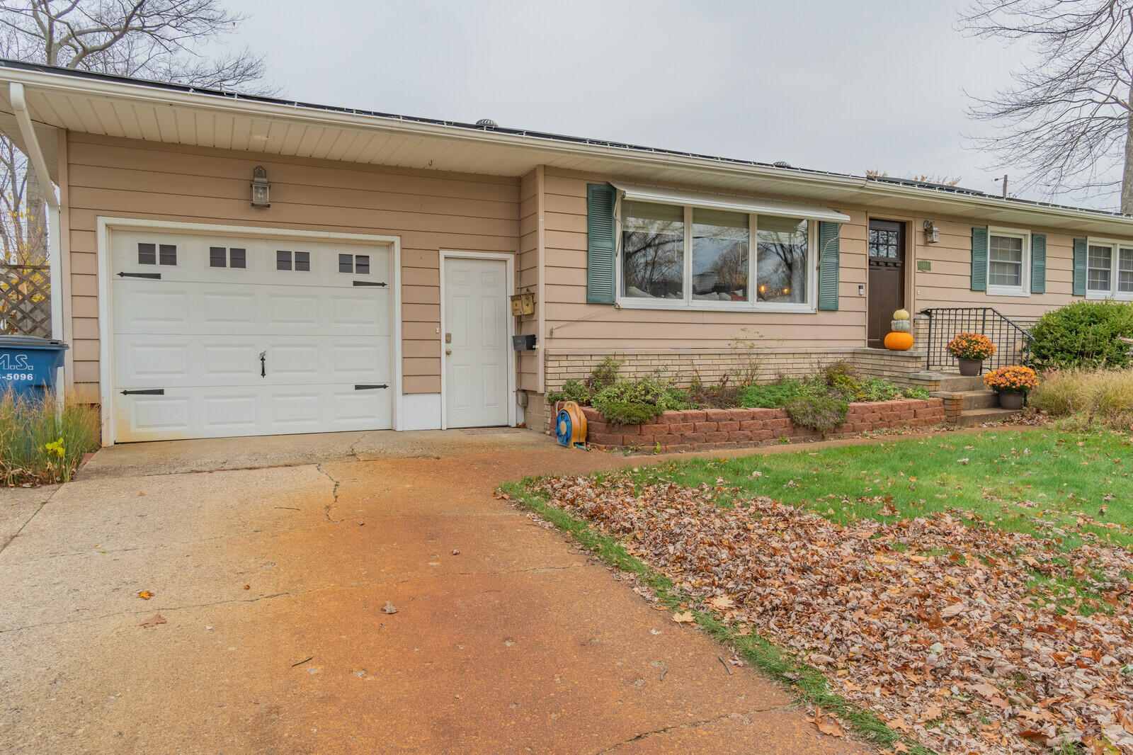 1484 Colonial Road Muskegon, MI 49441 - Photo 33 of 43 03_HOME14_mls
