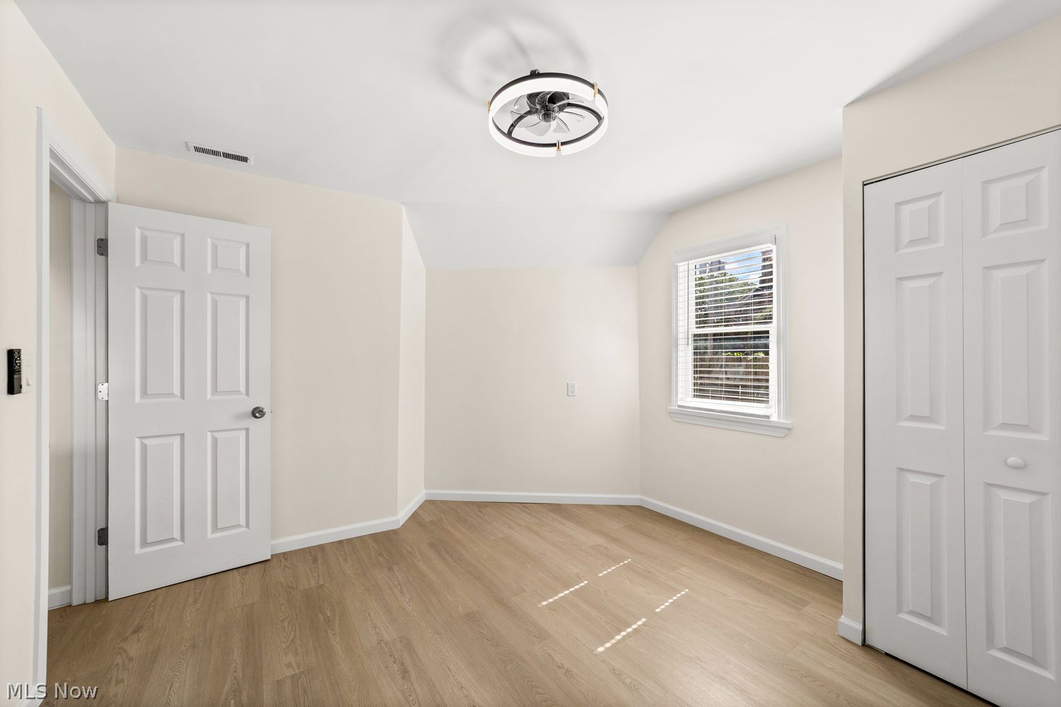 1913 Fulton Road Cleveland, OH 44113 - Photo 28 of 38