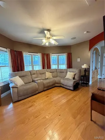 $500,000 | 1327 Irongate Trail, Greenville, IL 62246