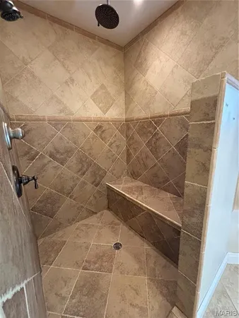 $500,000 | 1327 Irongate Trail, Greenville, IL 62246