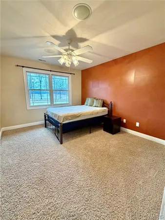 $500,000 | 1327 Irongate Trail, Greenville, IL 62246