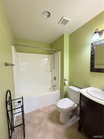 $500,000 | 1327 Irongate Trail, Greenville, IL 62246