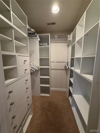 $500,000 | 1327 Irongate Trail, Greenville, IL 62246