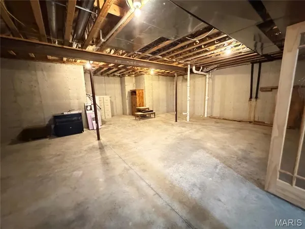 $500,000 | 1327 Irongate Trail, Greenville, IL 62246