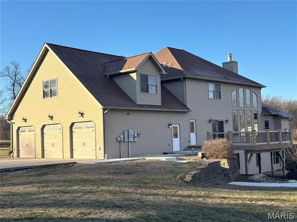 $500,000 | 1327 Irongate Trail, Greenville, IL 62246