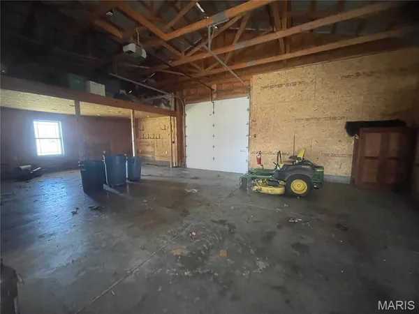 $500,000 | 1327 Irongate Trail, Greenville, IL 62246