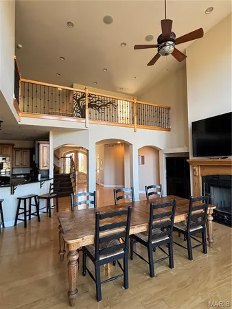 $500,000 | 1327 Irongate Trail, Greenville, IL 62246