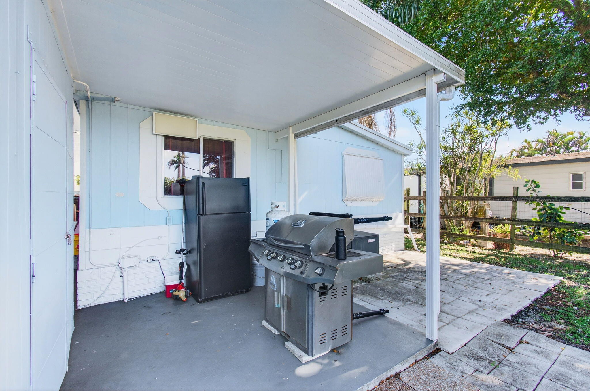 22849 Tradewind Road Boca Raton, FL 33428 - Photo 46 of 60 Porch