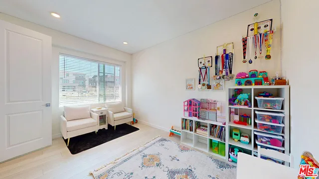 $779,000 | 27651 Ensemble Place, Valencia, CA 91381