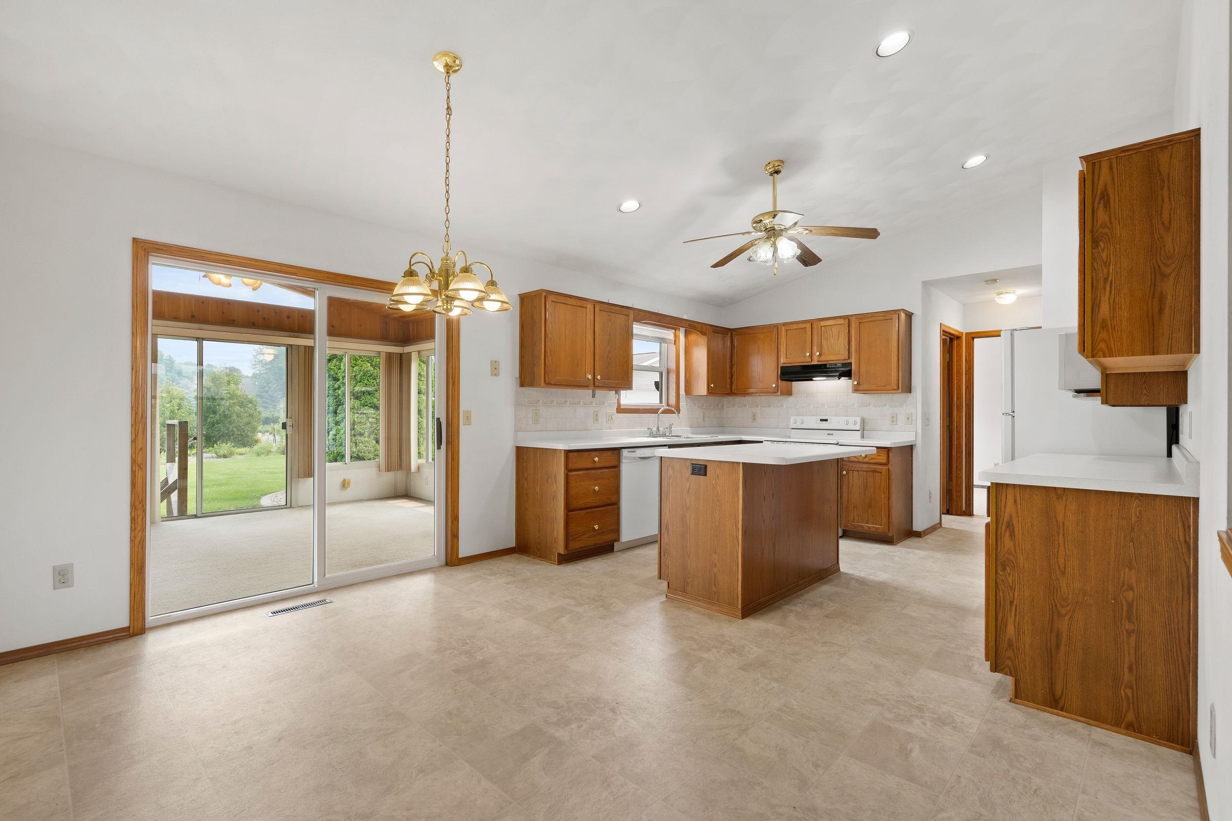 N162 Hopfensperger Road Appleton, WI 54915 - Photo 9 of 45