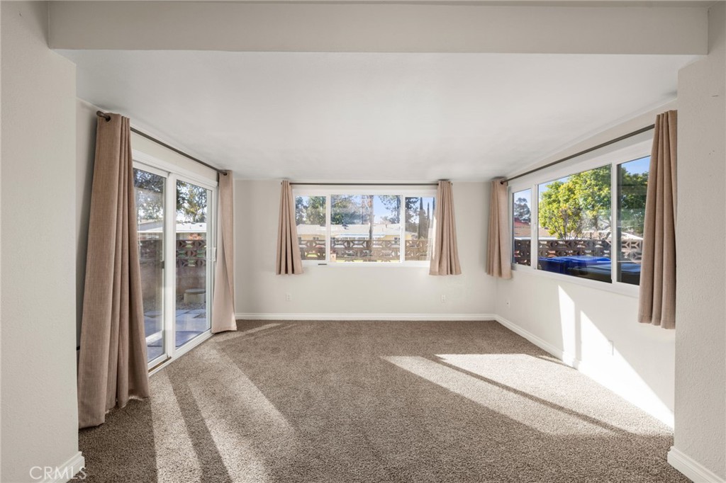 11979 Peach Tree Road Yucaipa, CA 92399 - Photo 8 of 35