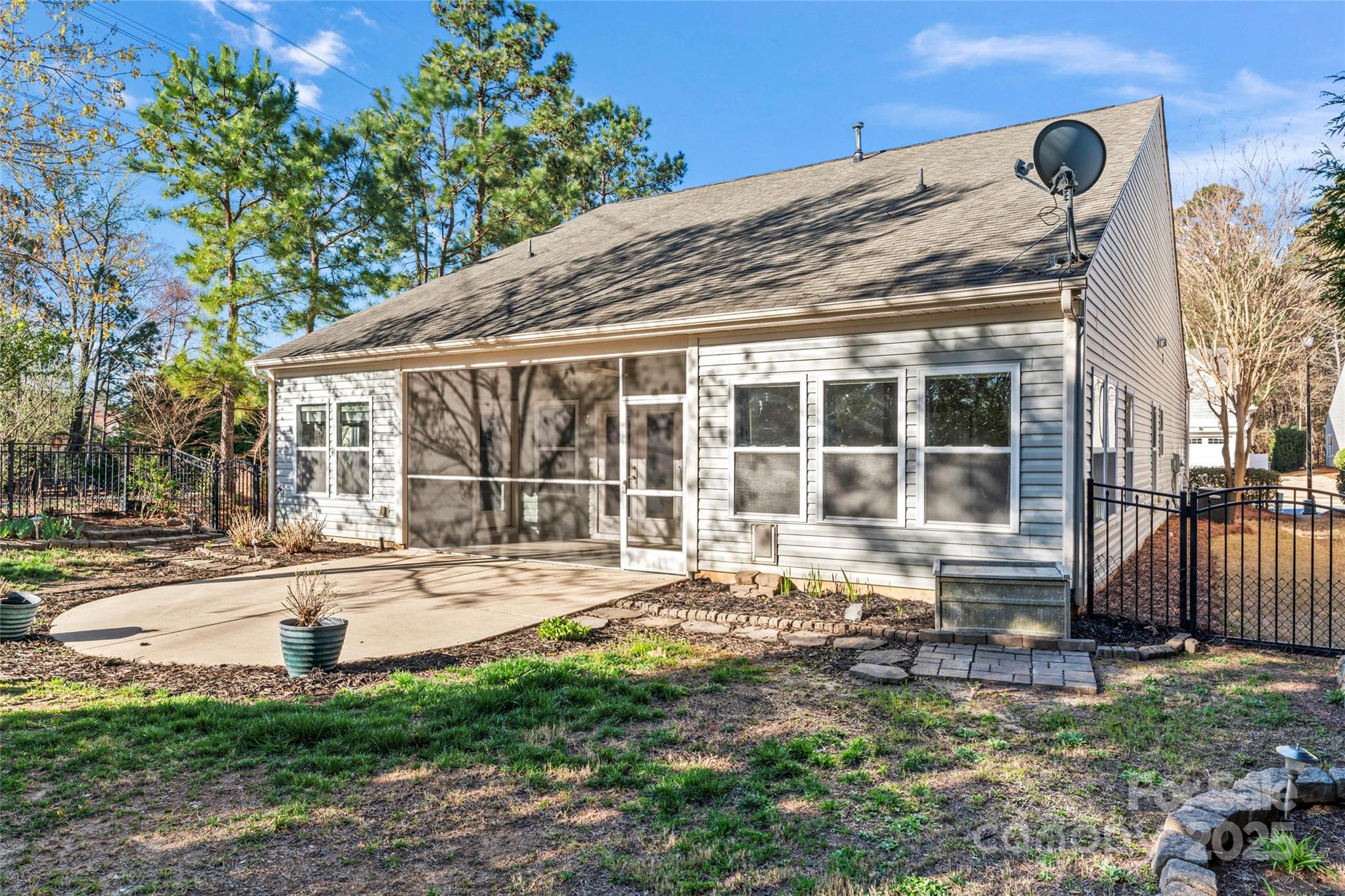 2439 Bergamot Street Fort Mill, SC 29708 - Photo 40 of 43 Gallery Image 40