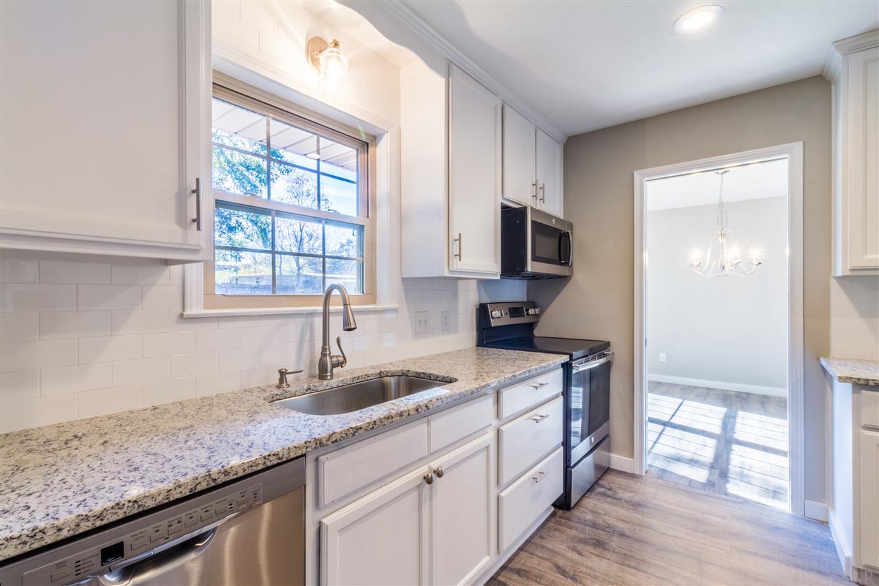 7761 Chesterfield Road Pensacola, FL 32506 - Photo 7 of 22 Gallery Image 7