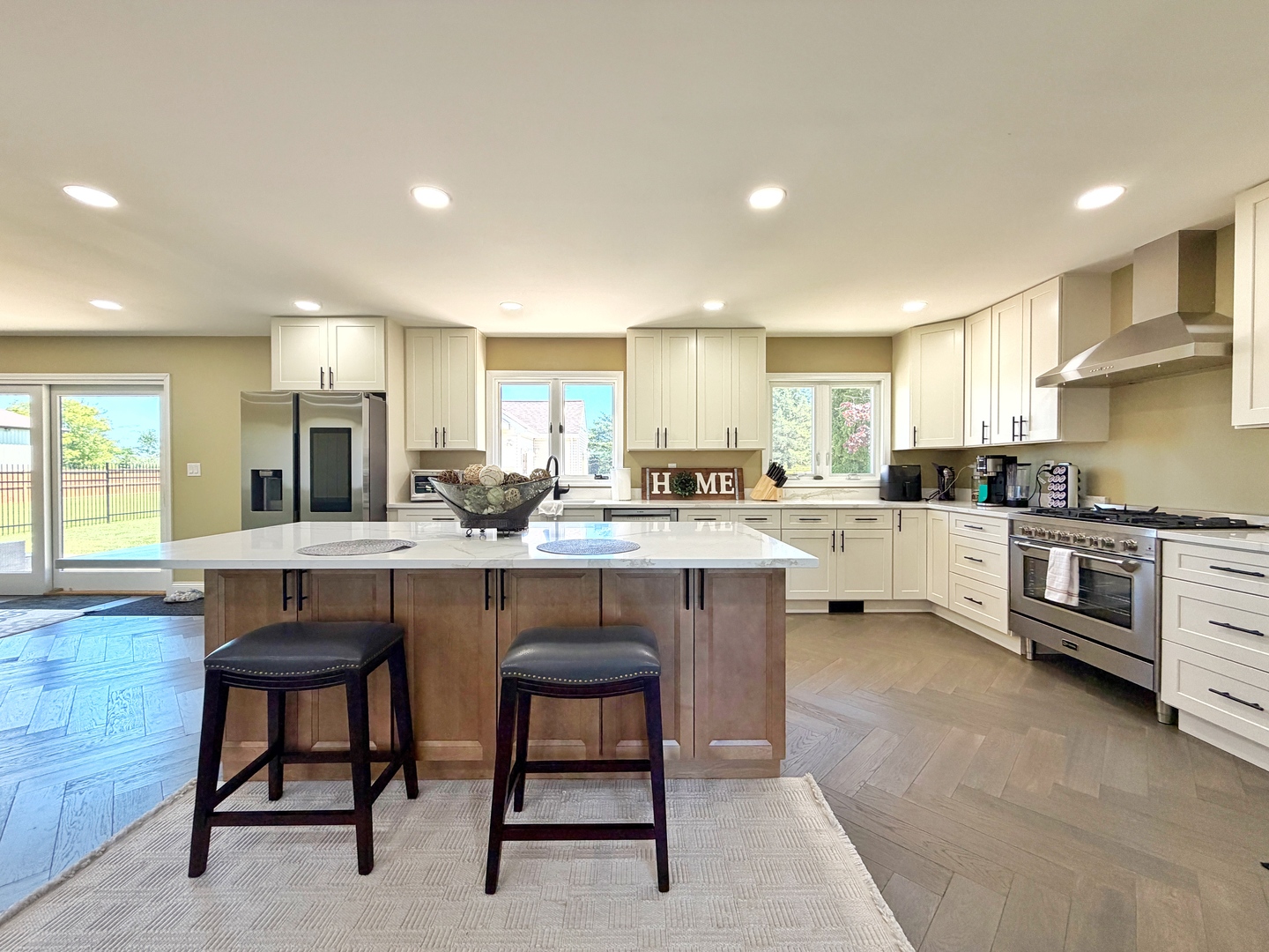 704 North Rose Farm Road Woodstock, IL 60098 - Photo 6 of 64