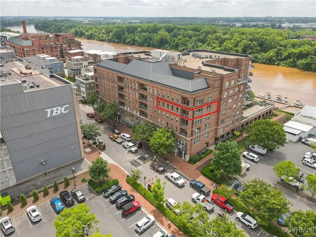 a picture of city view