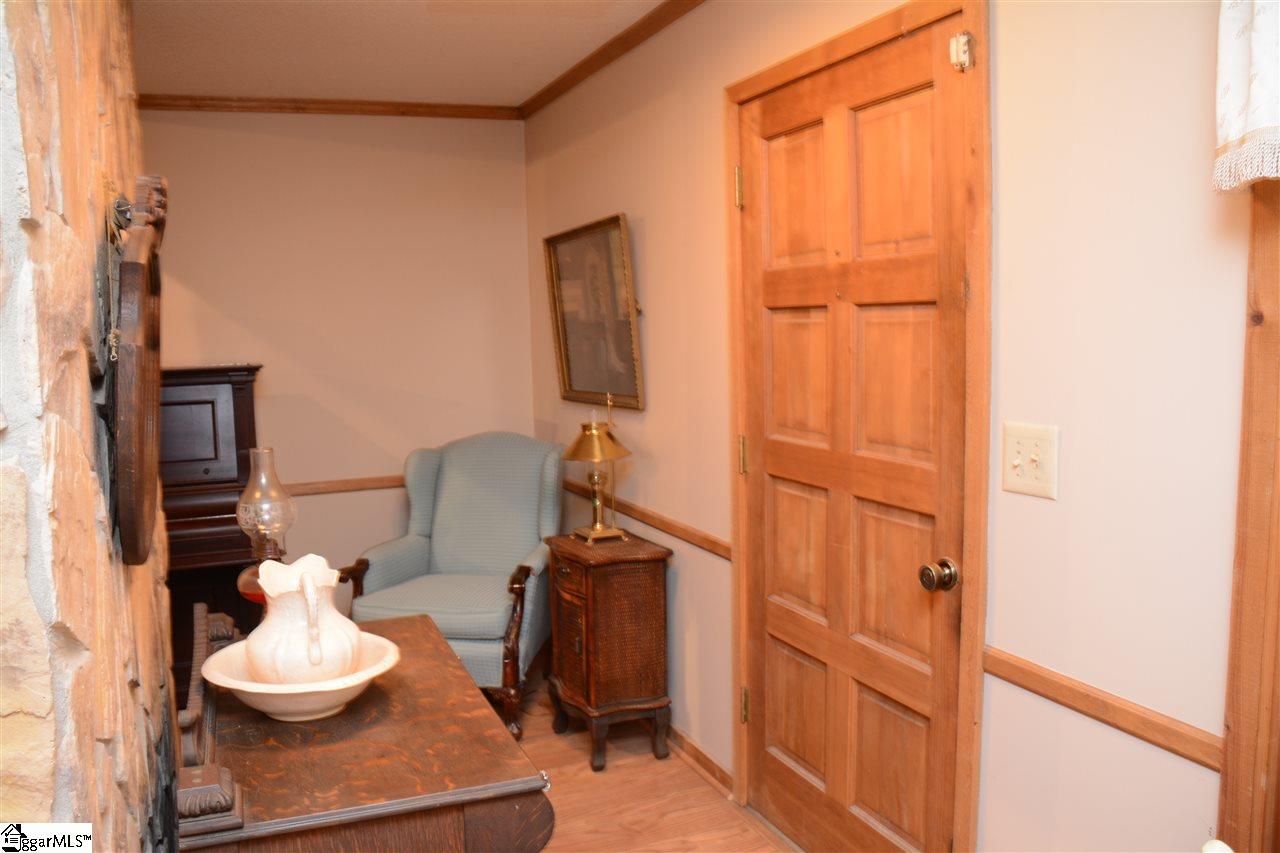 55 Tanner Road Taylors, SC 29687 - Photo 13 of 33 Gallery Image 13