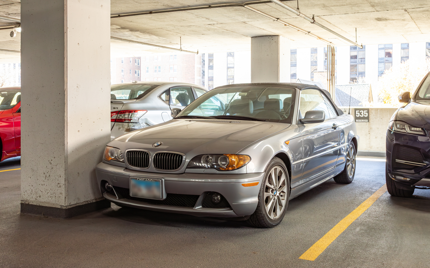 1122 North Clark Street, Unit 1808 Chicago, IL 60610 - Photo 30 of 31 a view of car garage