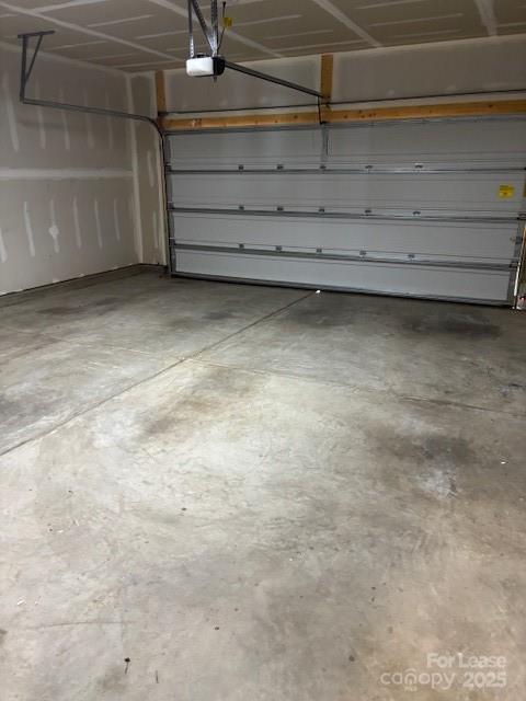 7136 Maple Run Circle Charlotte, NC 28215 - Photo 21 of 39 a view of room