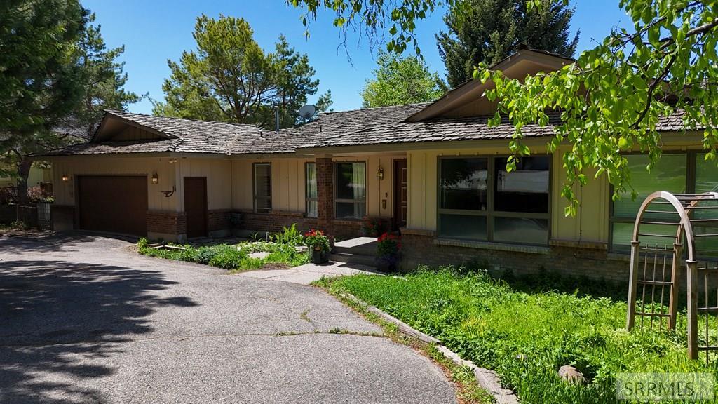 11200 South Greenbrier Dr  