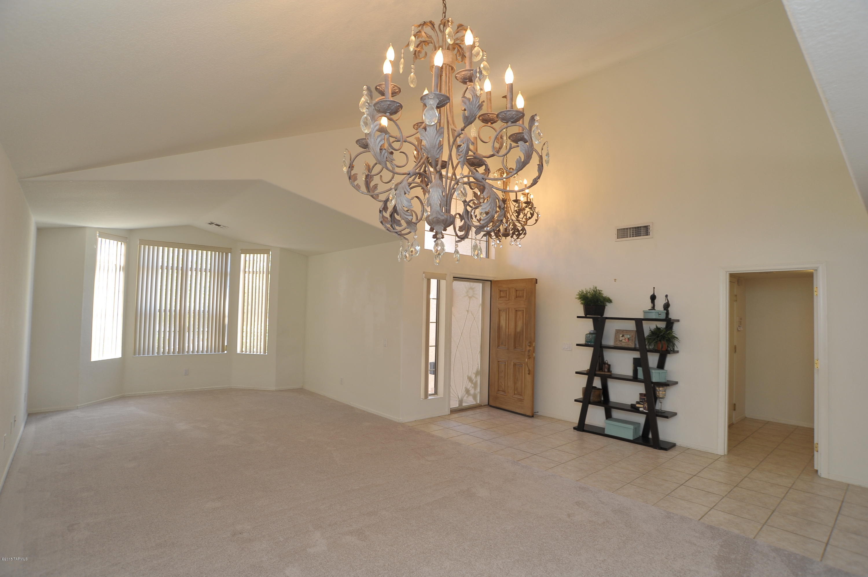 590 Bridal Veil Falls Road Tucson, AZ 85755 - Photo 4 of 41