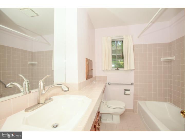1011 Ridley Creek Road Media, PA 19063 - Photo 11 of 21 Bathroom