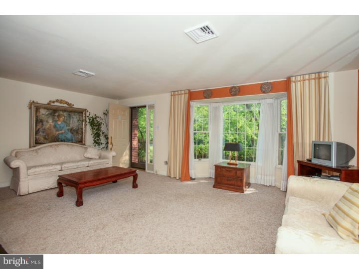 1011 Ridley Creek Road Media, PA 19063 - Photo 4 of 21 Living Room