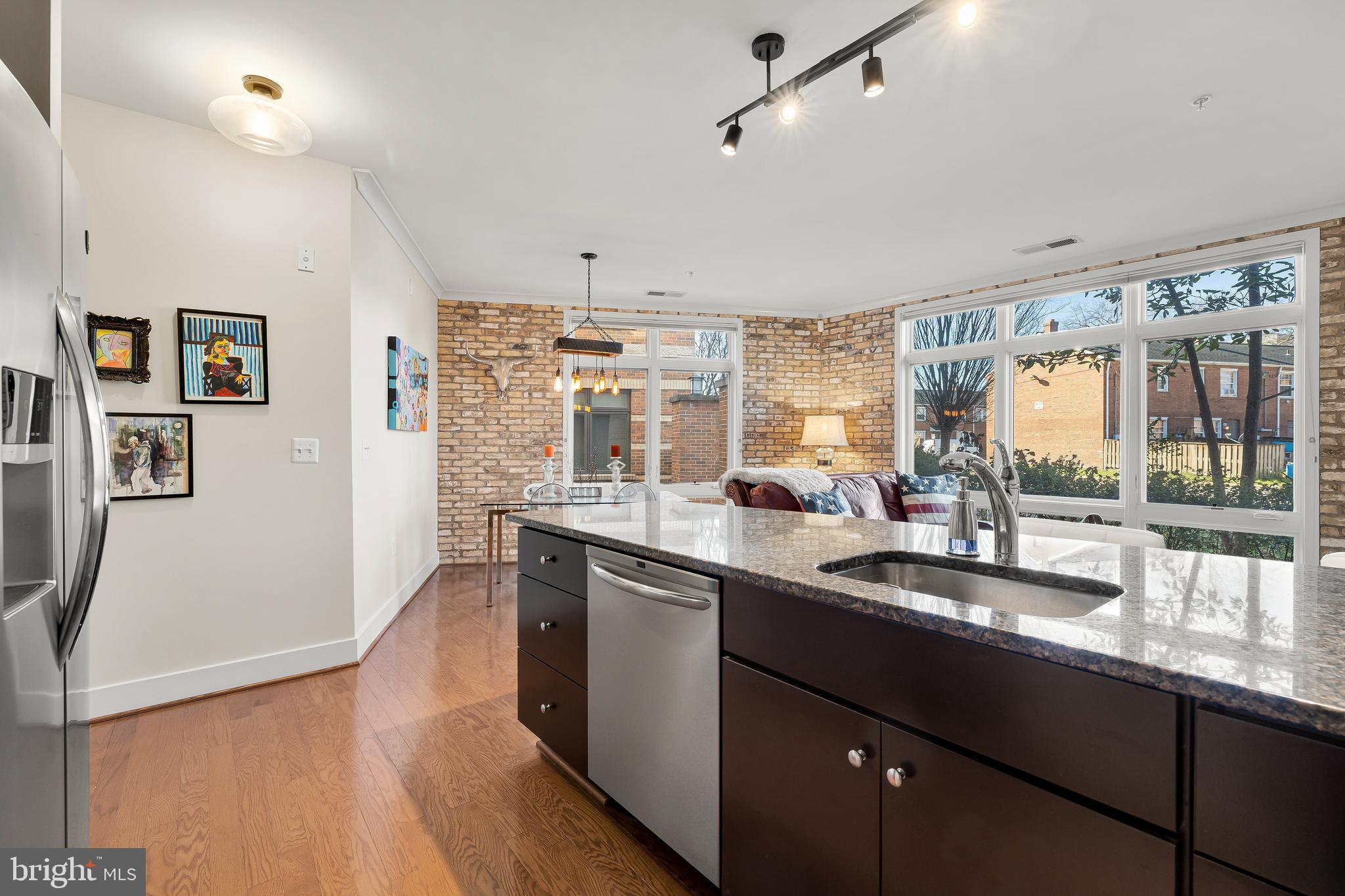 915 North Patrick Street, Unit 102 Alexandria, VA 22314 - Photo 5 of 25