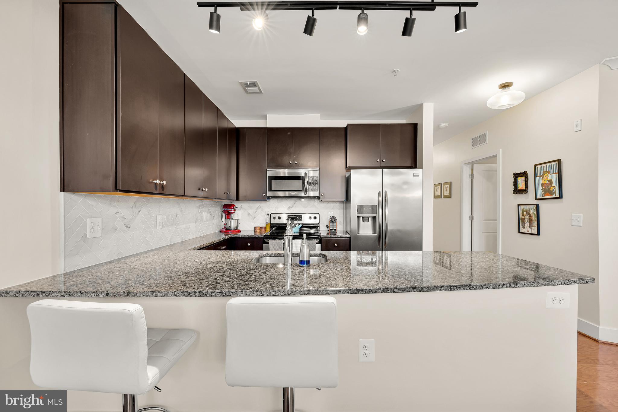 915 North Patrick Street, Unit 102 Alexandria, VA 22314 - Photo 7 of 25