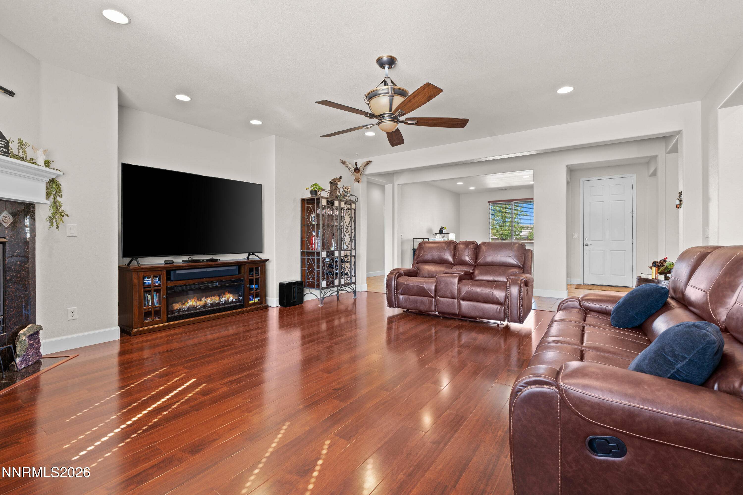 70 Riverside Drive Dayton, NV 89403 - Photo 11 of 66 70 Riverside Dr-104