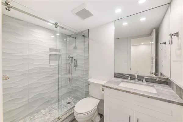 $2,650 | 400 64th Avenue, Unit 901, St. Pete Beach, FL 33706