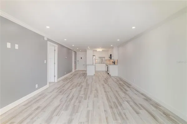 $2,650 | 400 64th Avenue, Unit 901, St. Pete Beach, FL 33706