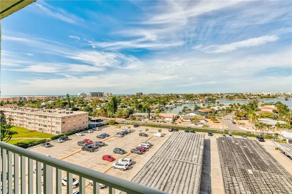 $2,650 | 400 64th Avenue, Unit 901, St. Pete Beach, FL 33706