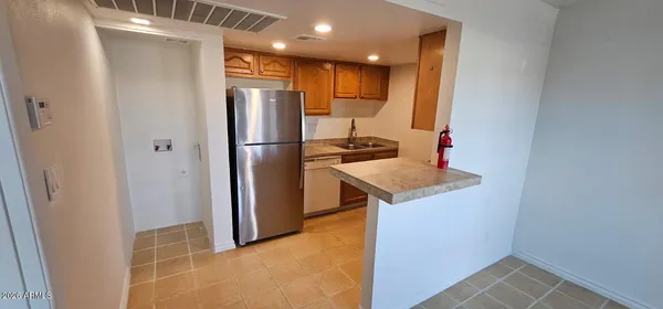 $129,900 | 12440 North 20th Street, Unit 105, Phoenix, AZ 85022