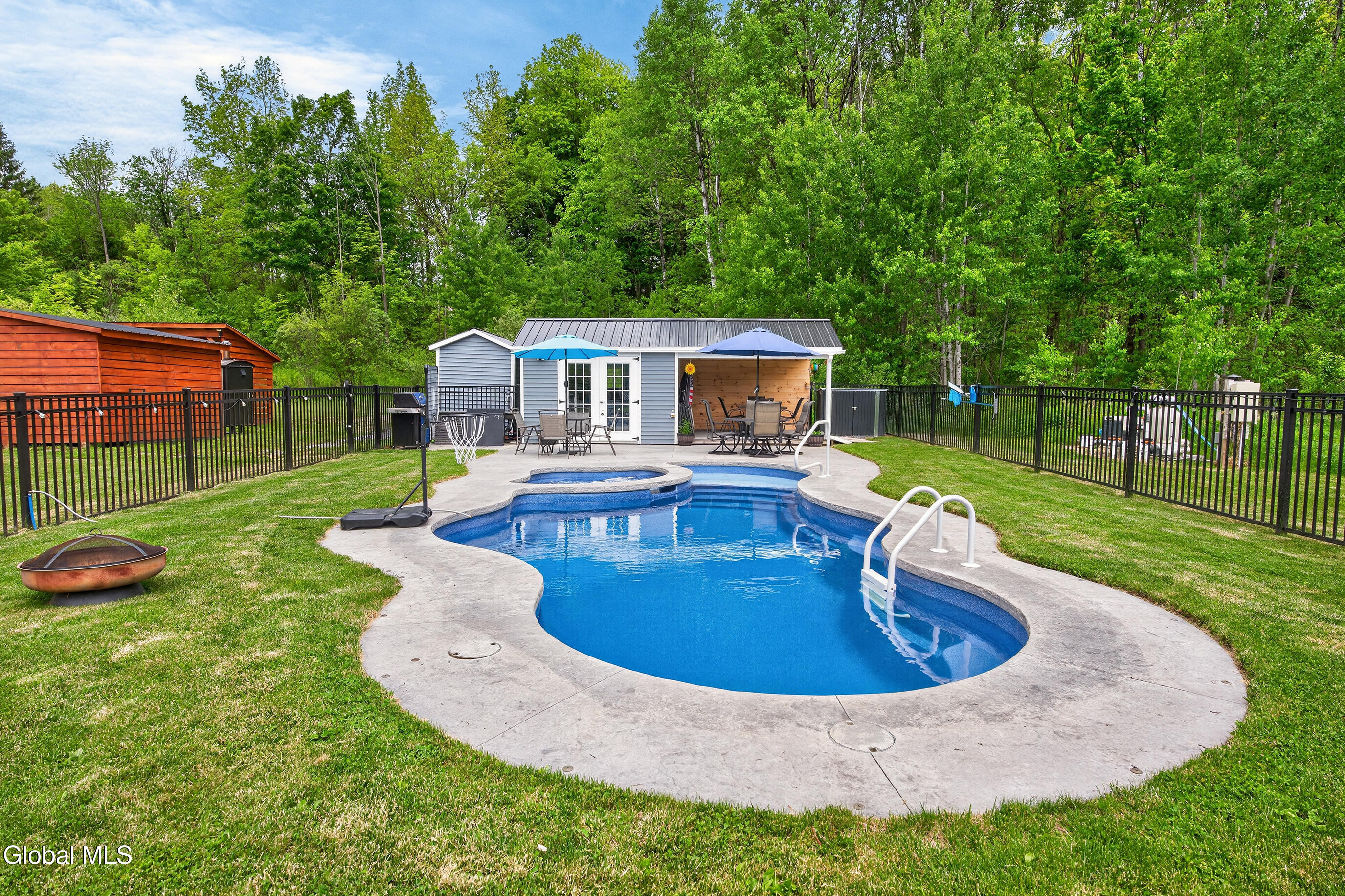 170 Sullivan Road Charleston, NY 12066 - Photo 2 of 81 042-170-Sullivan-Road-Esperance-NY-12066